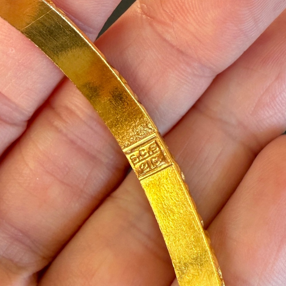 21k Solid Yellow Gold Bangle Bracelet - image 5